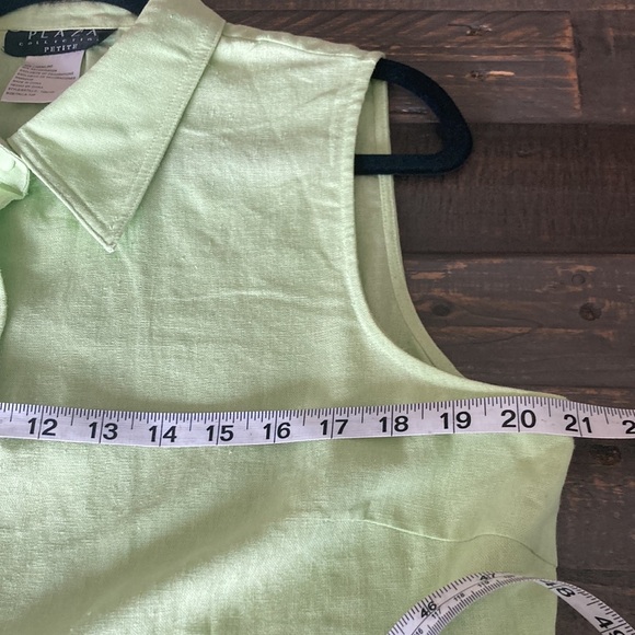 Plaza Collection Perite Button Down Sleeveless Top - Picture 5 of 6
